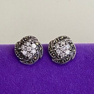 💛 Elegant Sterling Silver CZ Marcasite Flower Stud Earrings